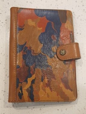 Patricia Nash 100% Leather Agenda Binder